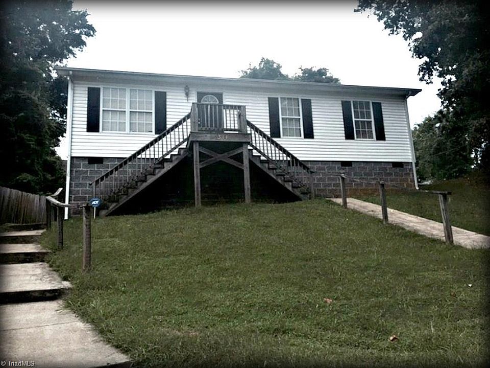 1st image of 2344 Floyd St