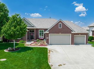 2009 W Harborlight Ct, Wichita, KS 67204