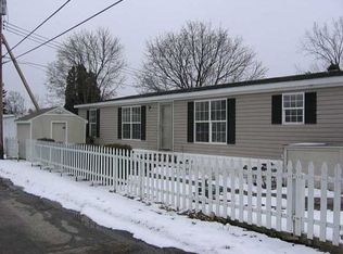 5839 Chili Riga Center Rd, Churchville, NY 14428