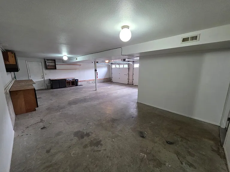 6912 N Five Mile Rd — Photo 21