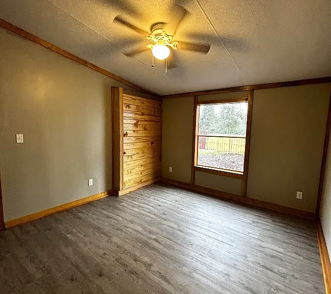3168 Eldora Rd — Photo 32