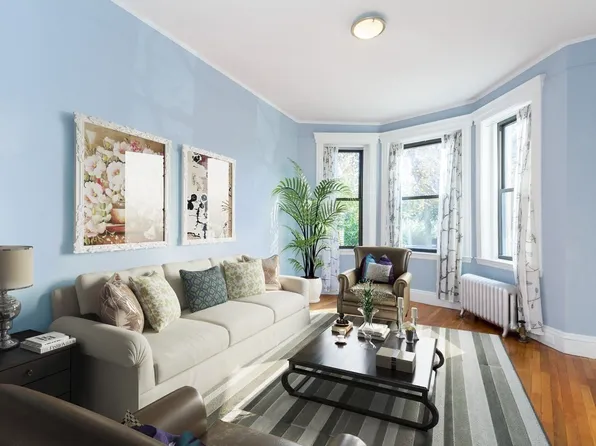 65 Park Dr, Boston, MA