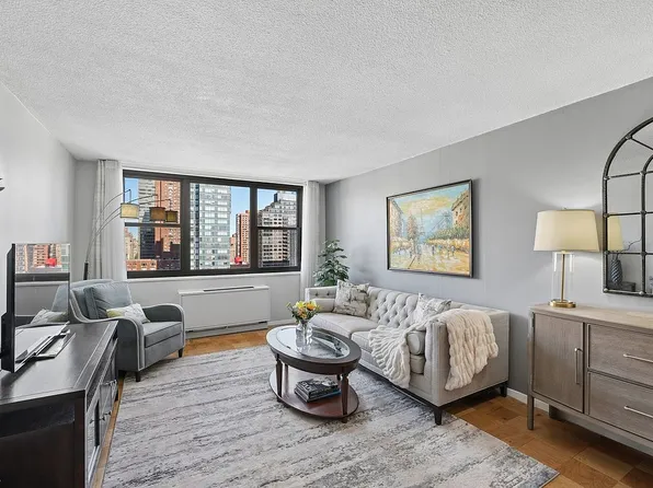 340 E 93rd St APT 24K, New York, NY 10128