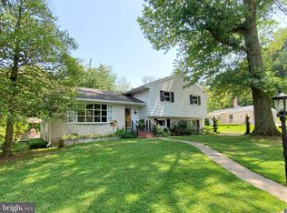 7 Warren Ln, Mohnton, PA 19540