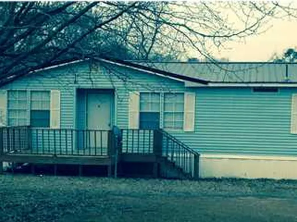 1305 Elderberry St, Pell City, AL 35128