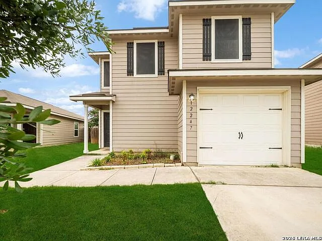 3 bed, 2.5 bath, 1209 sqft, $1,800 — Photo 1