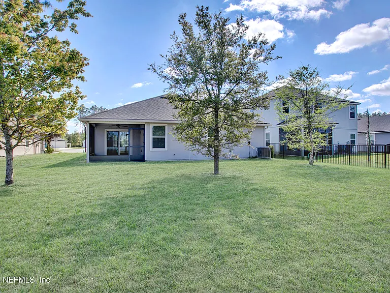 80 Balmoral Castle Dr — Photo 20
