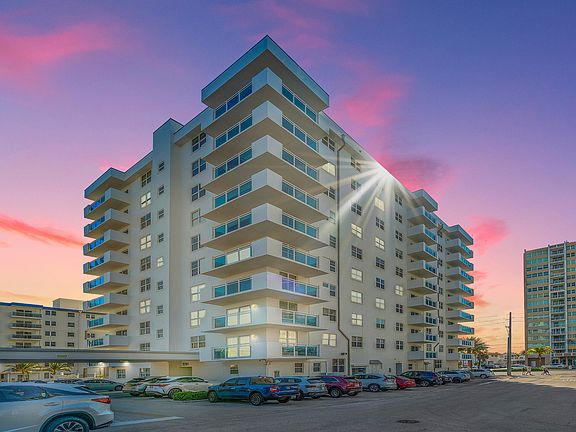 2nd image of 1701 S Ocean Drive #703