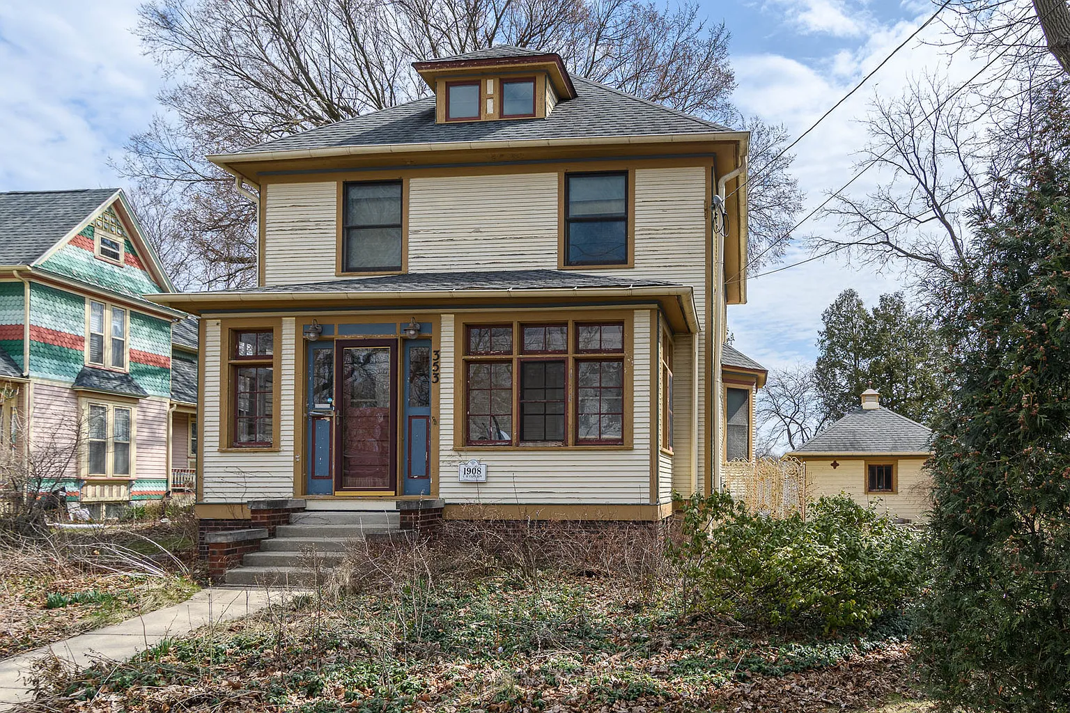 353 N Liberty St photo 1
