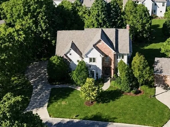 8777 Sunart Ct S, Dublin, OH 43017