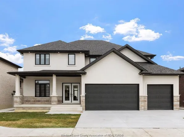 1318 Clearwater Ave, Windsor, ON N8P 0E9
