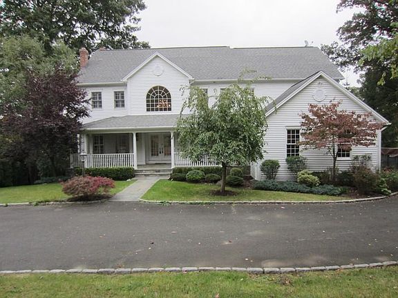Stunning Lakefront Home