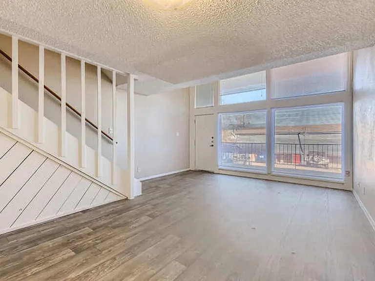 Hillside Place — Photo 17