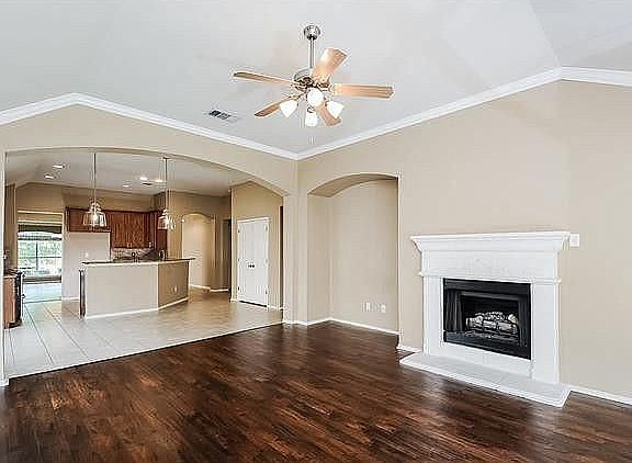 3rd image of 728 Red Elm Ln