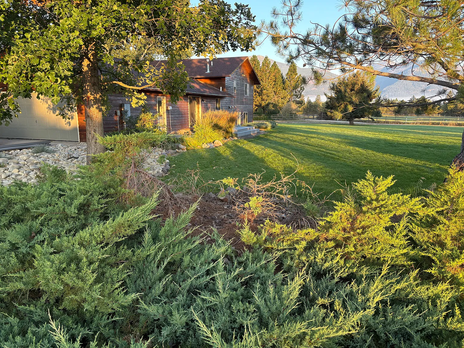 5 bed, 2900 sqft, $3,500 — Photo 4