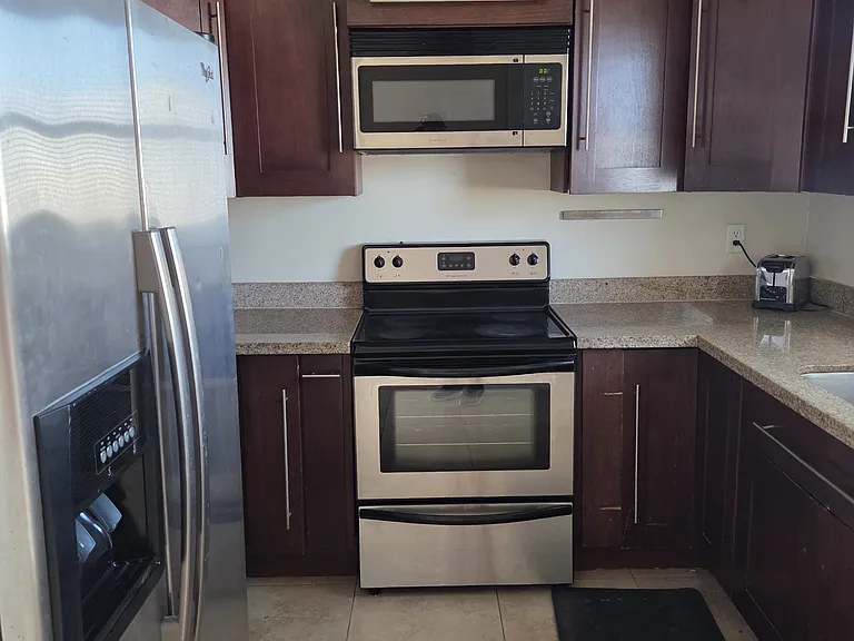 5600 Padre Blvd — Photo 2