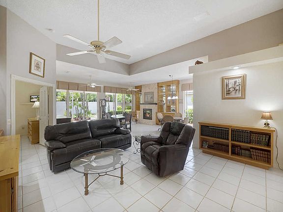 5th image of 441 Kelsey Park Dr