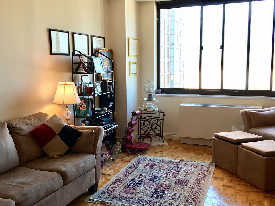 1st image of 225 E 95th St APT 25G