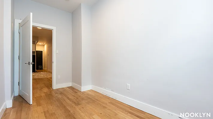 Rented by Nooklyn NYC LLC | media 3