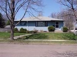2201 S Sherman Ave, Sioux Falls, SD 57105