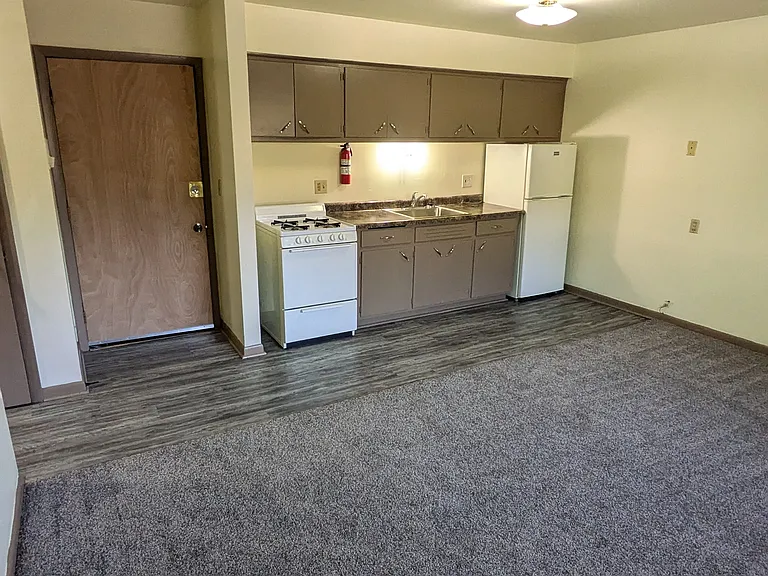 3401 W Wells St #11 — Photo 1