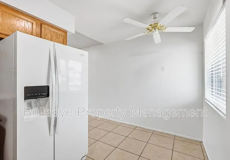 2245 W Glenrosa Ave #2 — Photo 10