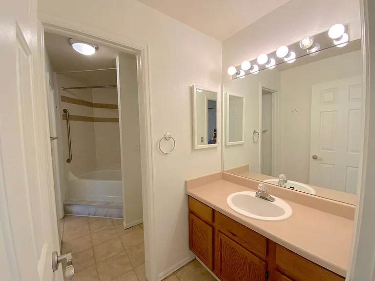 1857 Lorraine St — Photo 25