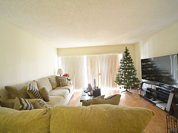 2nd image of 9351 Fontainebleau Blvd APT B233