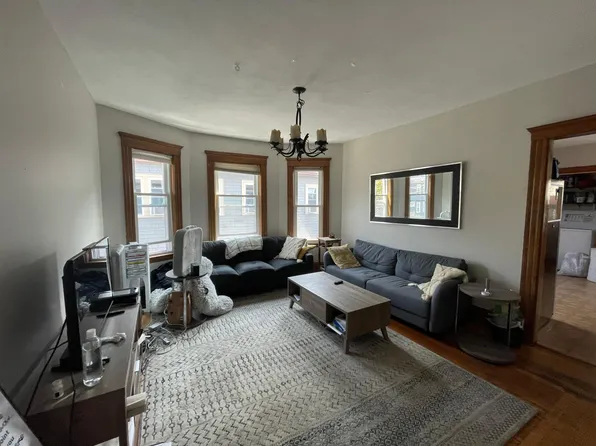 36 Sunset Rd #2, Somerville, MA 02144