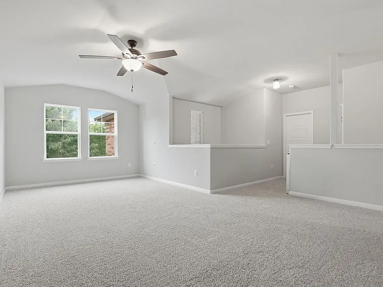 113 Bastian Ln — Photo 11