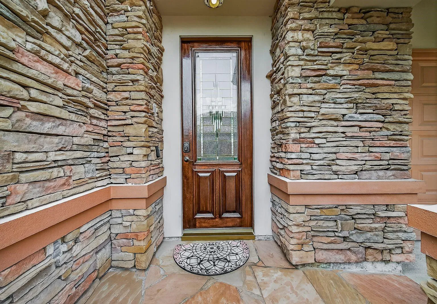 4 bed, 4.5 bath, 3652 sqft, $6,000 — Photo 4