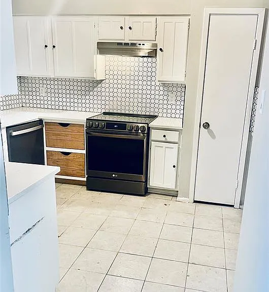 21006 Bridgeview Cir — Photo 5
