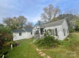 413 S Edwards St, Lincolnton, NC 28092