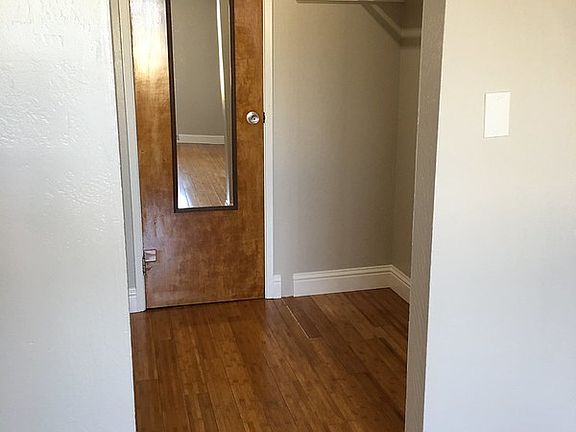 4th image of 372 Euclid Ave Unit 306