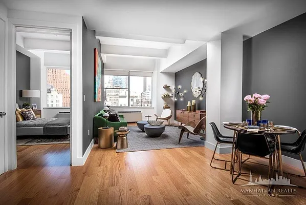 Rented by Manhattan Realty Group | media 171