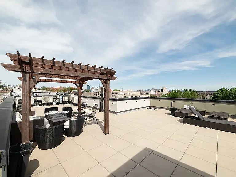 806 Saint Johns Pl #1E — Photo 23