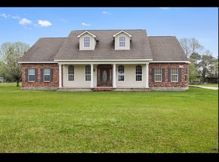 1565 W Houston River Rd, Sulphur, LA 70663