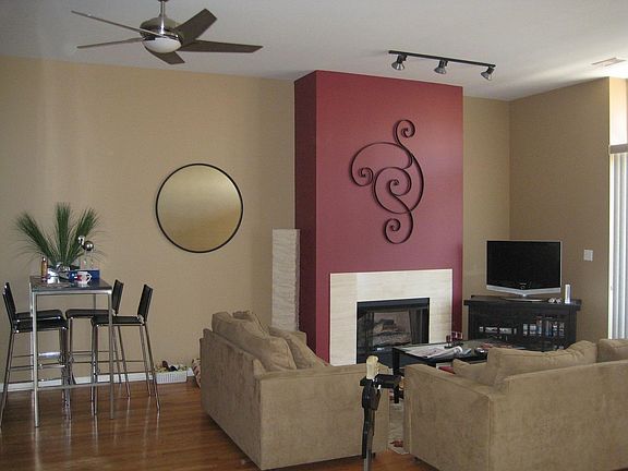 5th image of 1350 W Fullerton Ave APT 409