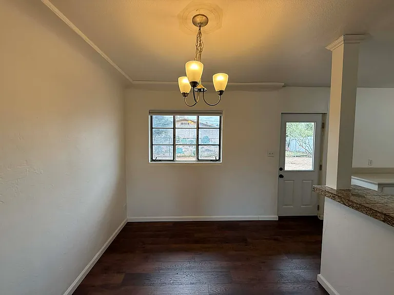929 S 4th Ave — Photo 6