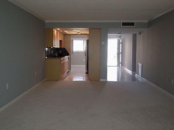 5th image of 555 The Esplanade N APT 304