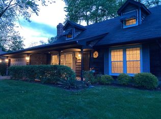 445 Meadow Ave, Frankfort, IL 60423