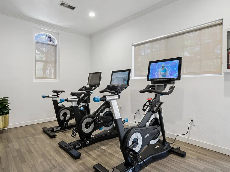 Paloma Summit Condominium Rentals — Photo 21