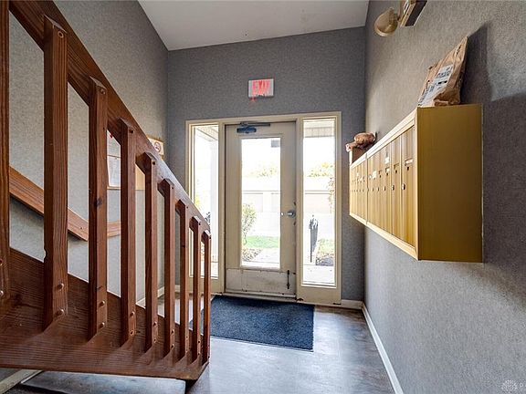 3rd image of 1510 Lake Pointe Way #15106