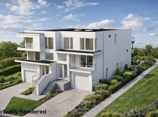 1071 Roosevelt Rd, Mississauga, ON L5G3Y6