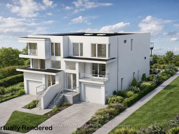 1071 Roosevelt Rd, Mississauga, ON L5G 3Y6