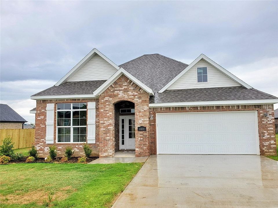 1st image of 4400 SW Flagstone Blvd