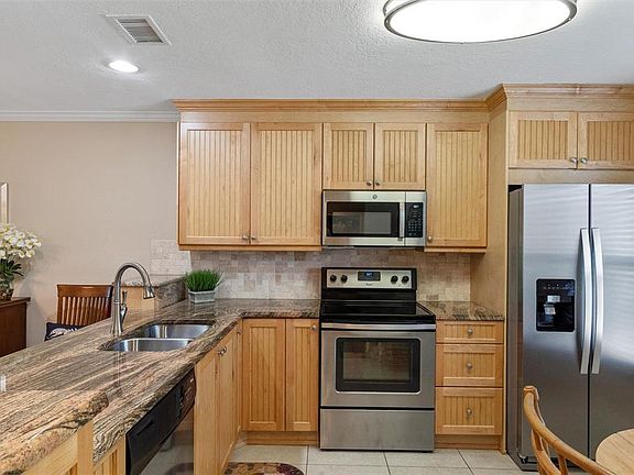 5th image of 6150 Sun Blvd APT 12