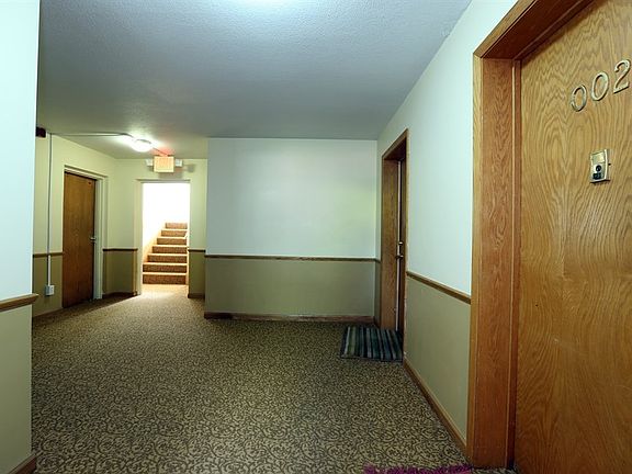 4th image of 4435 Minnehaha Ave Unit 2