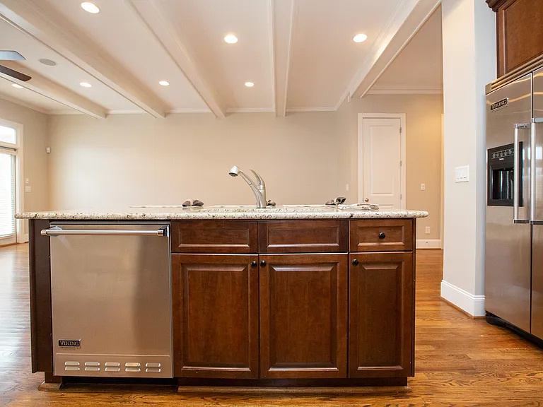 653 Lockton Pl — Photo 17