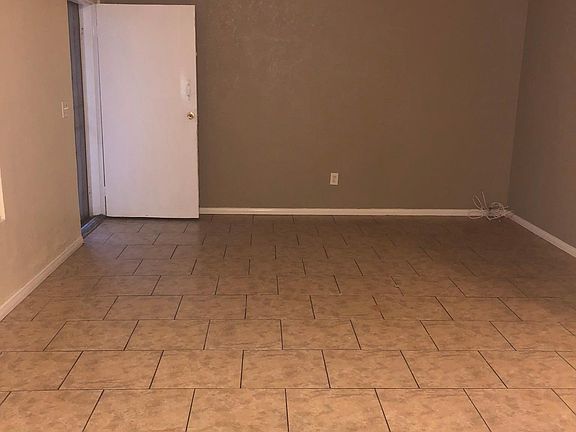 2nd image of 3587 E 52nd St APT 3